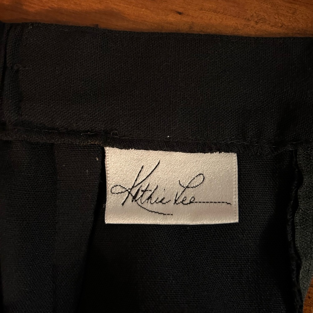 Kathie Lee Classic Black Skirt - Picture 5 of 6